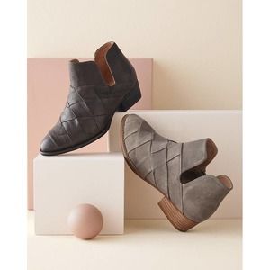 Seychelles Woven Ankle Boots Dark Brown | size 8